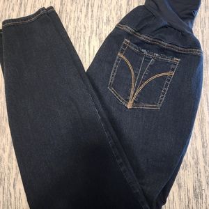 Plus size maternity jeans